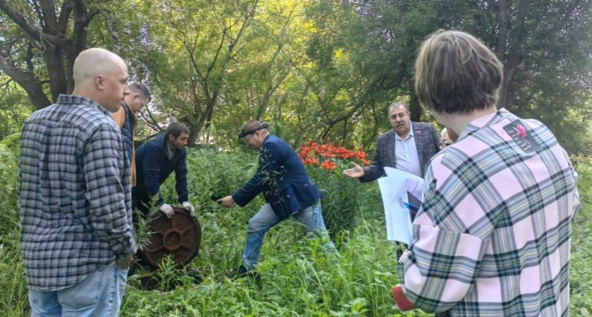 Жители Молчанова, 1 в Петропавловске пожаловались на подтопление дома