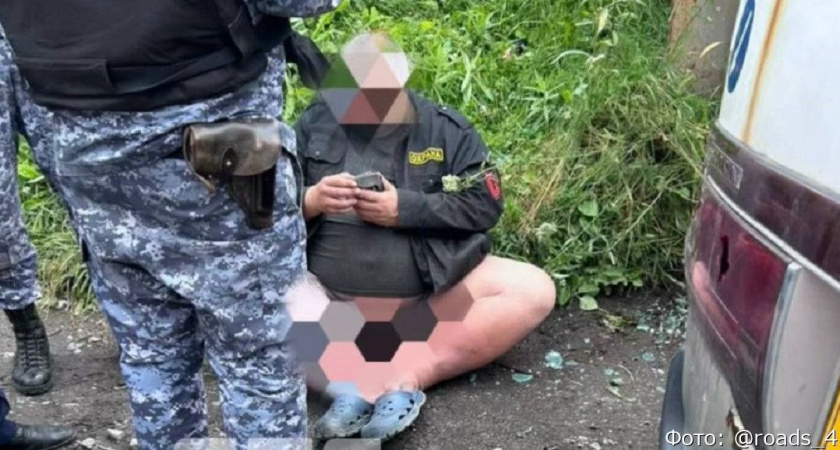 В Петропавловске мужчина без штанов устроил массовое ДТП во дворе (видео)