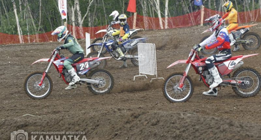 Губернатор Солодов высоко оценил уровень организации соревнований по мотоспорту «Кубок Содружества».