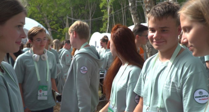  «Сохраним лес»: Мастерству посева каменной березы учили делегатов экофорума на Камчатке