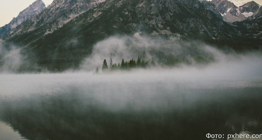 Наступающий на Камчатку циклон мешает искать пропавший вертолёт с туристами