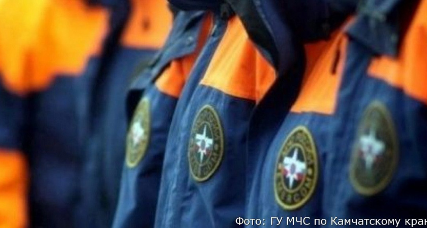 Пропавший на Камчатке вертолёт с туристами ищут более 60 человек