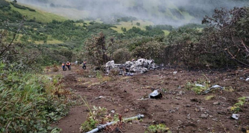 Пассажиры разбившегося вертолета Ми-8 МТ на Камчатке погибли  — МЧС