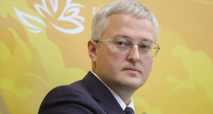 Новый формат предоставления госуслуг на Камчатке анонсировал губернатор Солодов