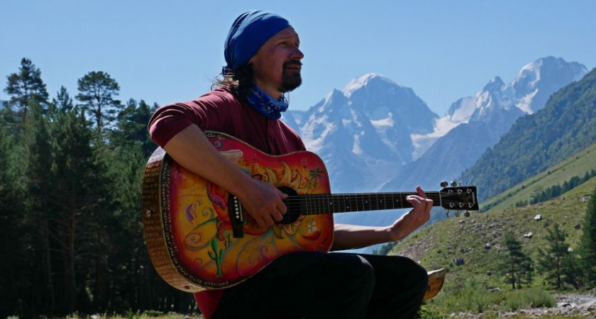 Григорий Данской выступит с концертом авторских песен на Камчатке