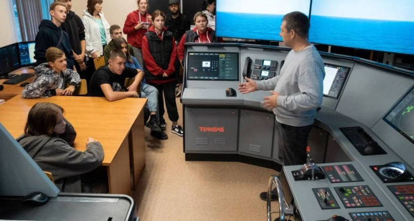 Донецкие школьники познакомились с рыбацкими профессиями на Камчатке