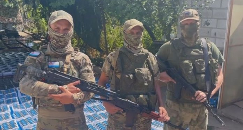 100 радиостанций, квадрокоптеры и планшеты передали с Камчатки в зону СВО