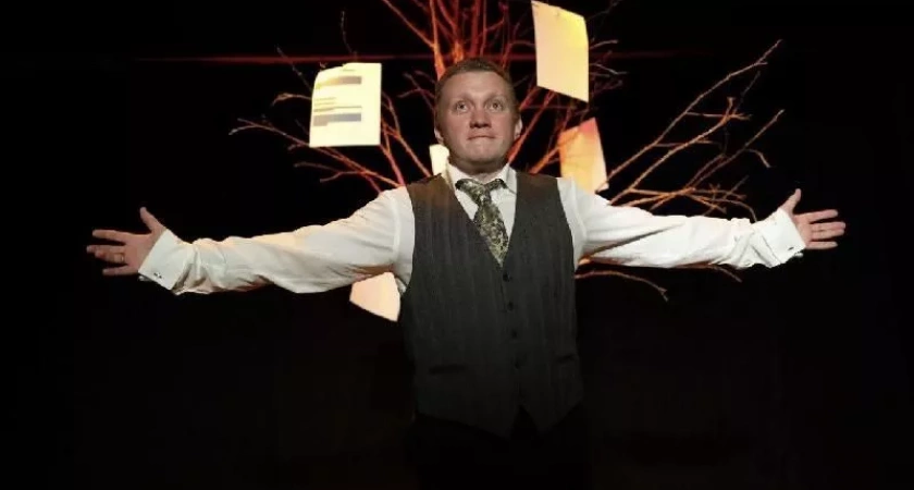 Литературный спектакль "Есенин. Без вранья" будет показан в Вилючинске