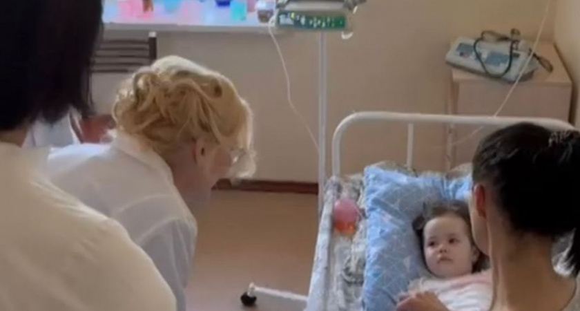 Маленькая жительница Камчатки отправилась на лечение в Москву благодаря Ирине Яровой