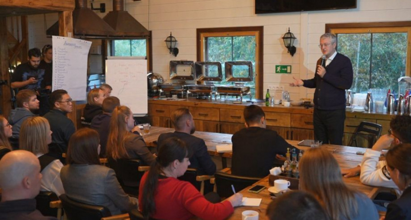 Губернатор Камчатского края Владимир Солодов встретился с участниками программы «Муравьев-Амурский 2030»