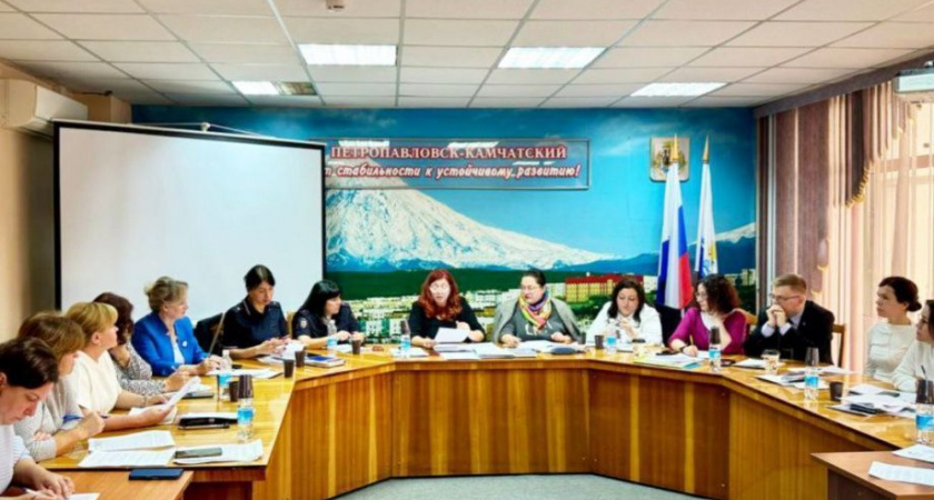 В Петропавловске-Камчатском продолжается совместная работа различных ведомств по обеспечению детей возможностью учиться