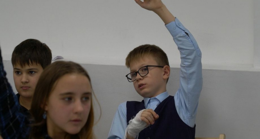 «Единая Россия» на Камчатке запустила проект «Полезные каникулы»