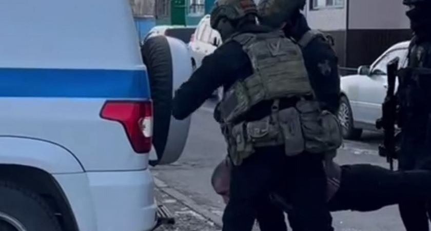 Мужчину с нервным расстройством задержали на Камчатке