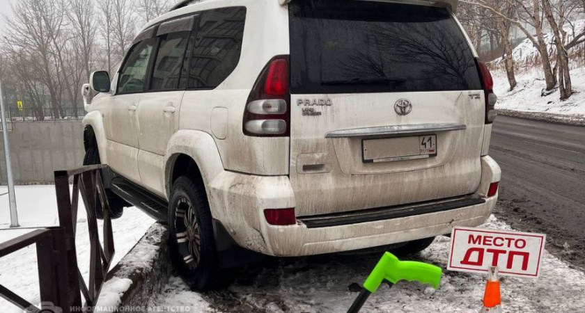 Внедорожник в Петропавловске сбил школьника на тротуаре