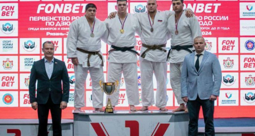 Камчатский дзюдоист завоевал серебро на первенстве России среди юниоров.