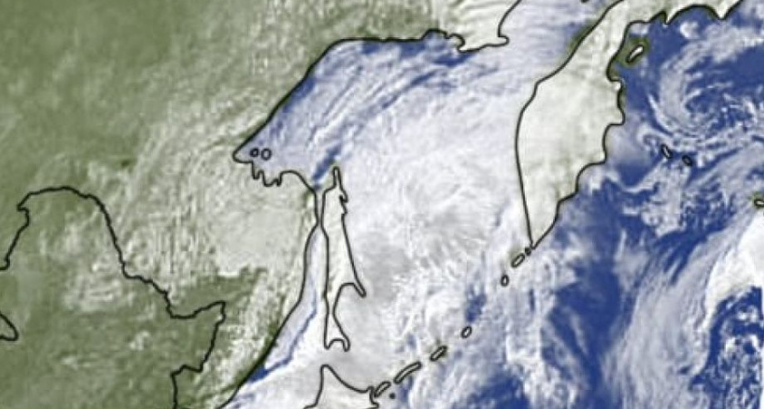 Синоптики предупреждают камчатцев о приближении циклона с Охотского моря