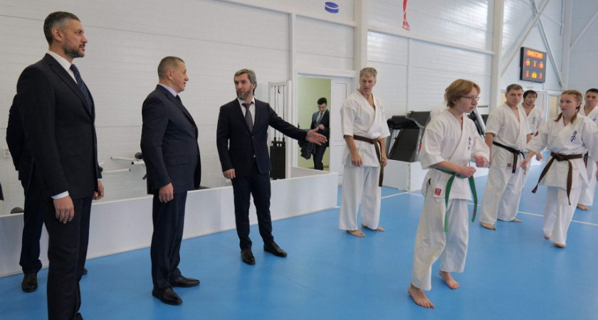 На Дальнем Востоке тысячи школьников занимаются спортом в новых физкультурных комплексах