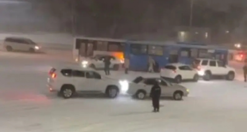 Более 30 ДТП произошло вчера на Камчатке только в первые часы циклона