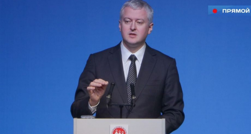 Владимир Солодов поручил краевому минздраву усилить работу по привлечению медиков в регион