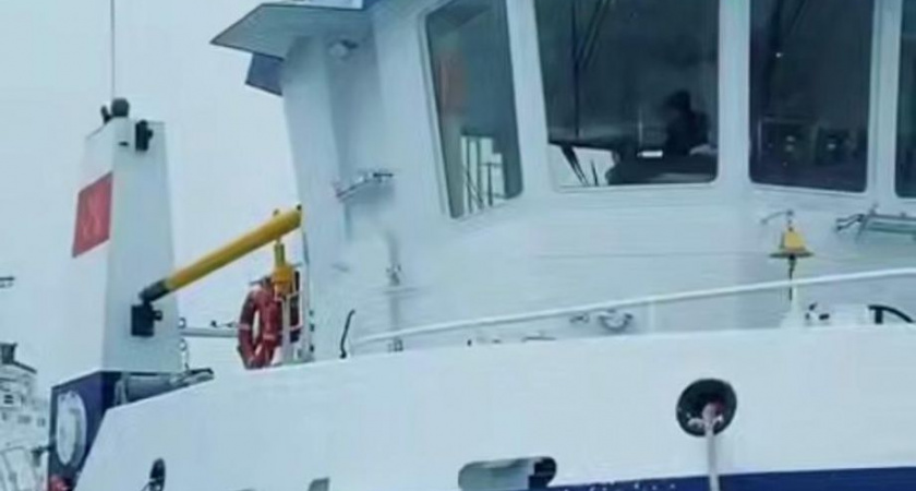 Государственный флаг РФ поднят на двух камчатских сейнерах  