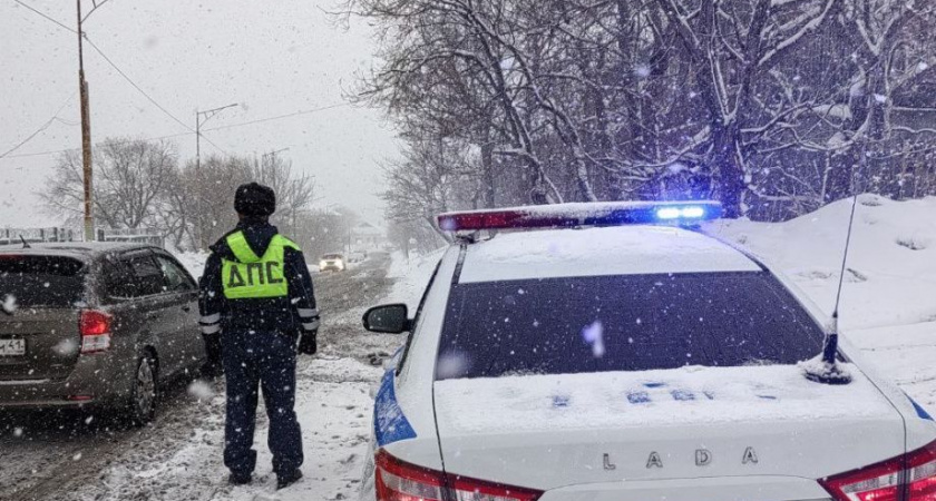 ГАИ на Камчатке усилила патрулирование и призывает сообщать об «автопьяни»