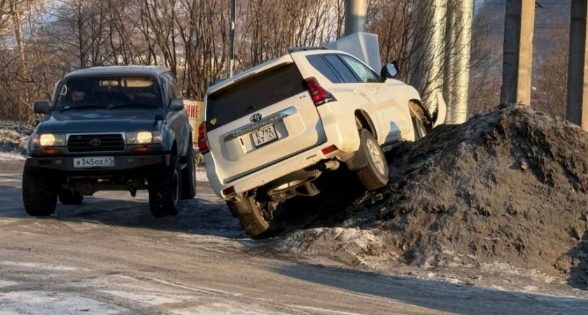 Три автомобиля столкнулись в Петропавловске-Камчатском