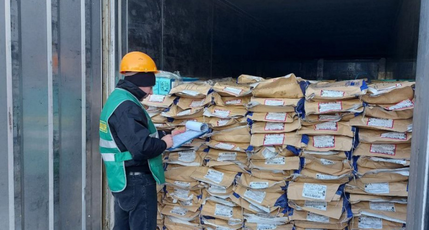 За неделю с Камчатки в Южную Корею вывезено более 28 тонн рыбы, икры и морепродуктов