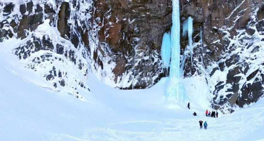 Туристов призывают быть осторожными при посещении Вилючинского водопада