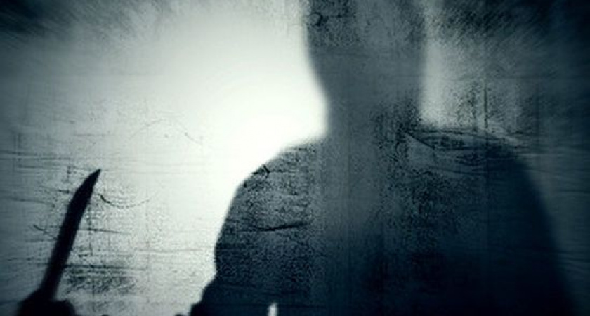 Недекват на Камчатке терроризировал односельчан и издевался над сожительницей