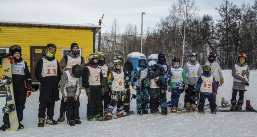 В камчатском селе Эссо впервые за всю историю прошли детские соревнования по сноуборду