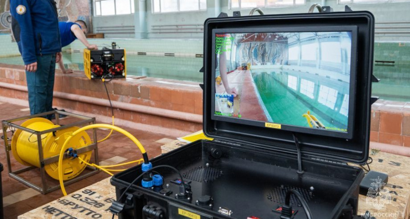 Камчатские спасатели МЧС получили и испытали подводных роботов