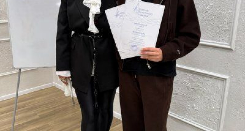 Инструктор СШОР приняла участие в семинаре  по грудничковому плаванию в Санкт-Петербурге