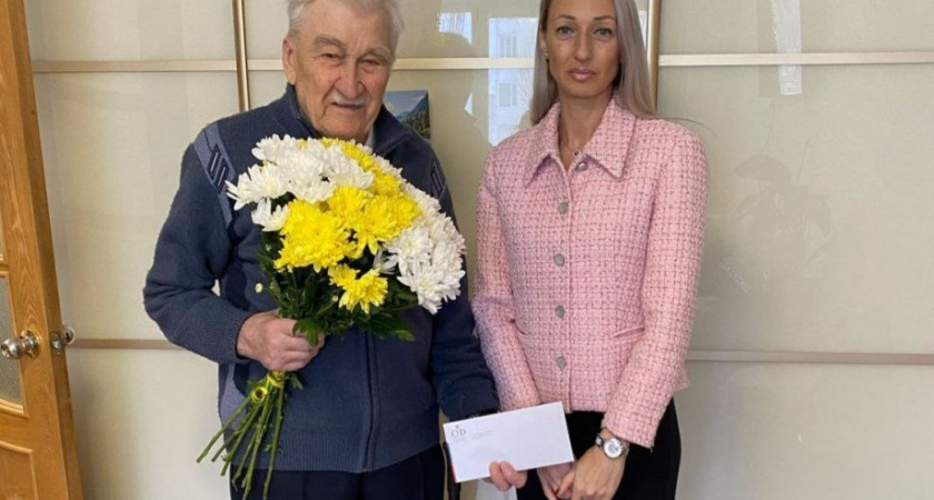 Сенатор Борис Невзоров поздравил камчатского участника Великой Отечественной войны с 93-летием