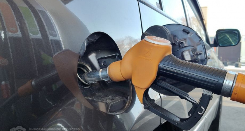 Дальневосточные заправки массово подняли цены на бензин