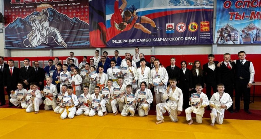 Дзюдоисты Камчатки показали высокий уровень мастерства на краевых соревнованиях 