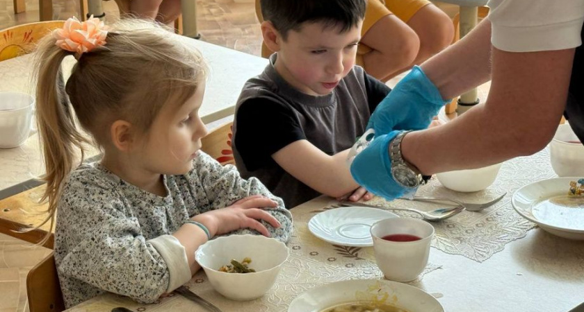 На Камчатке стартовала бесплатная раздача «Омега-3» из дикого лосося