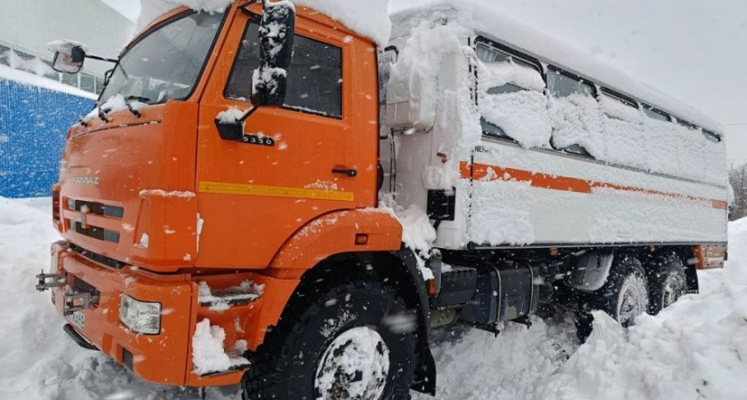 Для жителей «Авача» и «Моховой» в столице Камчатки вместо автобусов ходит вахтовка