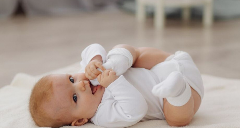 Жителям Камчатки рассказали, как развивается новорожденный в первые недели жизни