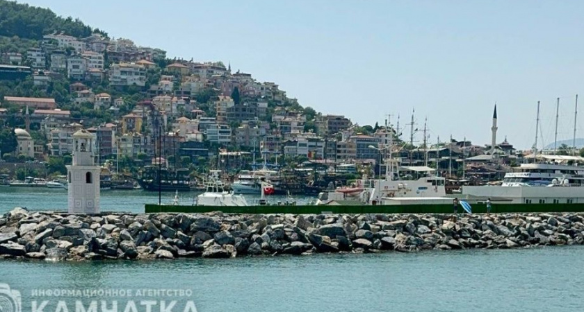 Более тысячи жителей Камчатки лишились заграничных поездок
