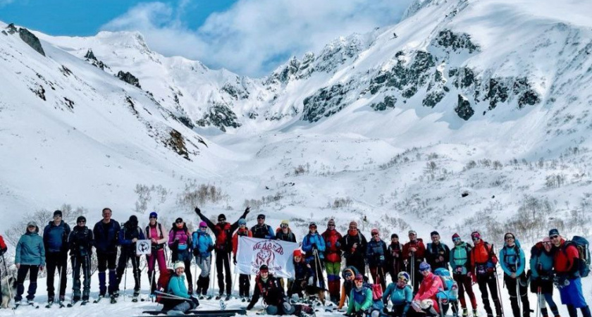 Клуб туристов «Медведь» отчитался о лыжном походе к цирку Вачкажца