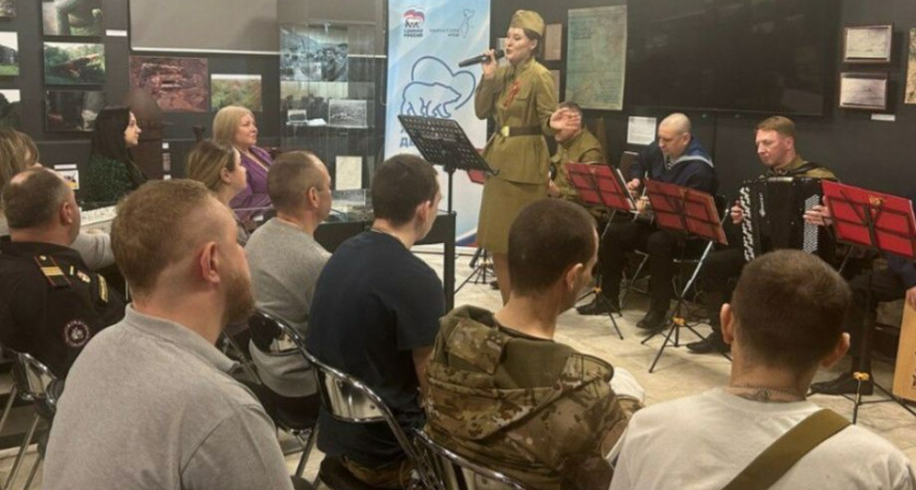 Для участников СВО организовали экскурсию в краеведческий музей Камчатки