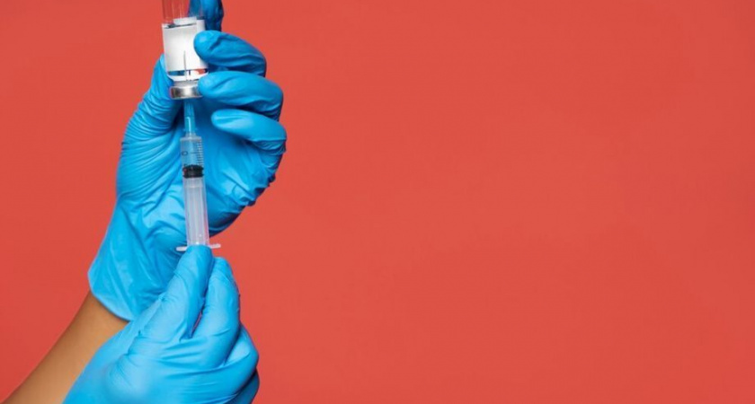 Жителям Камчатки объяснили, кому нужно обязательно прививаться 