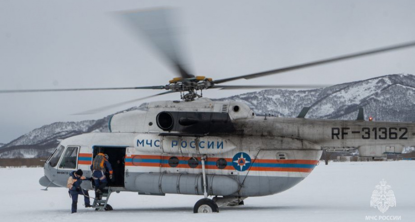 Спасатели Камчатки отработали сложные  беспарашютные спуски с вертолёта  