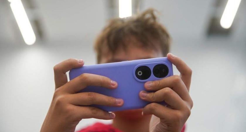 На Камчатке активизировались мошенники, нацеленные на подростков  