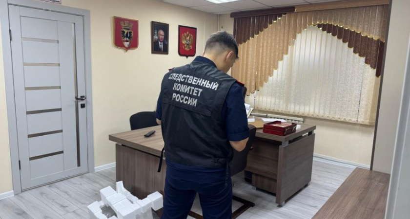 Камчатский чиновник из Елизова погорел на премиях себе и начальнику