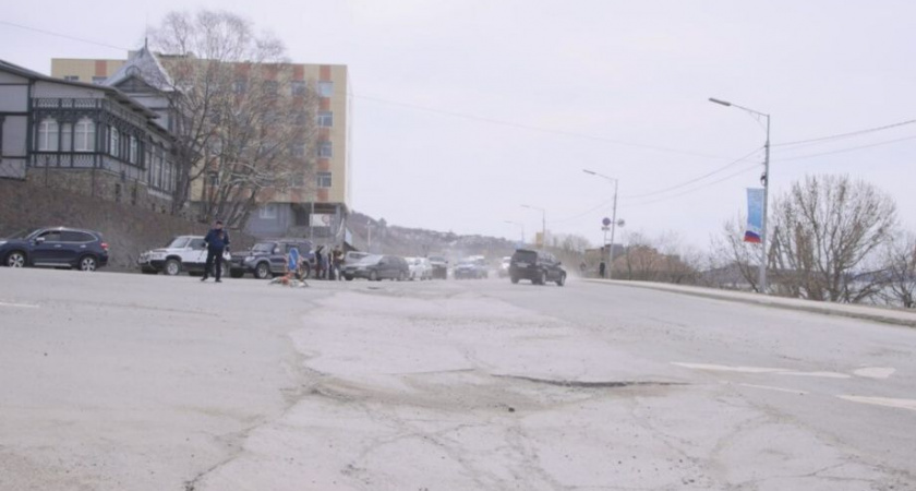 Владимир Солодов отчитал главу Петропавловска-Камчатского за грязные улицы