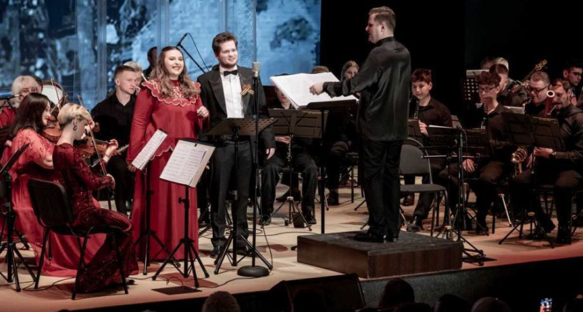 В Петропавловске-Камчатском отметили 80-летие Победы грандиозным филармоническим концертом