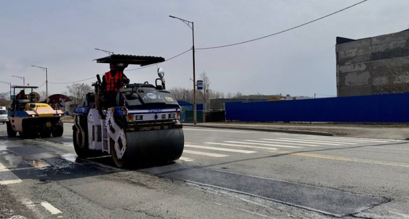 Ремонт дорог в Петропавловске-Камчатском выполняется по программе «Город 20/30»
