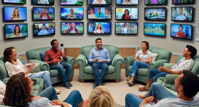 На Севере Камчатки больница закупает дорогие диваны и 34 телевизора