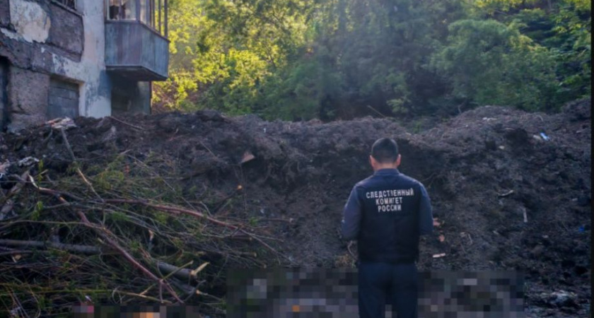 В Петропавловске-Камчатском возле заброшенного дома найдено тело мужчины